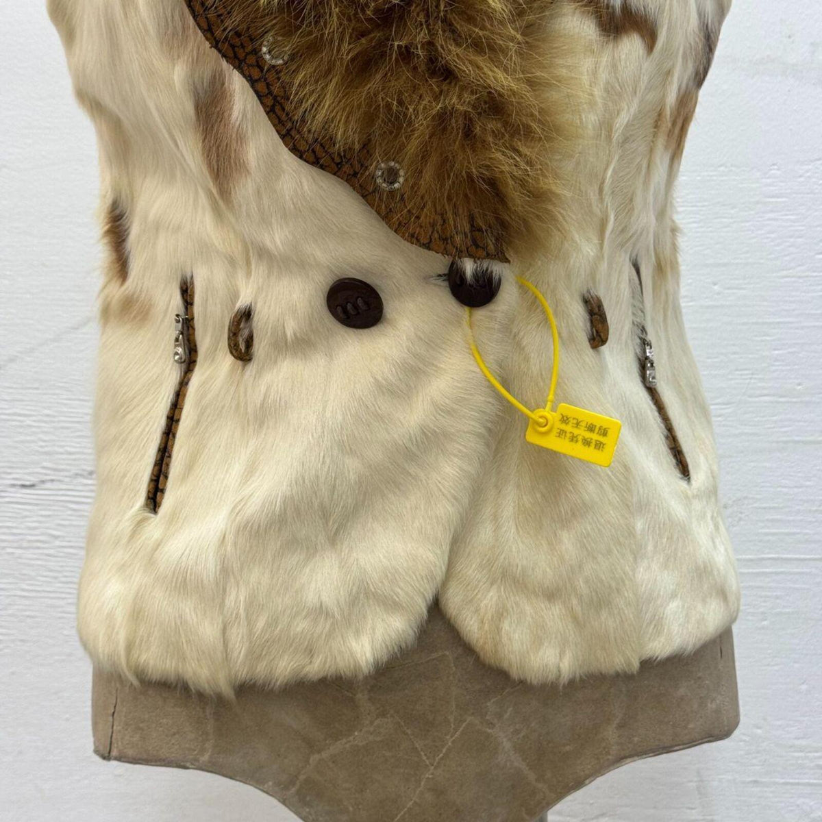 Y2K Vintage Genuine Fur Industrial Vest Cream Brown