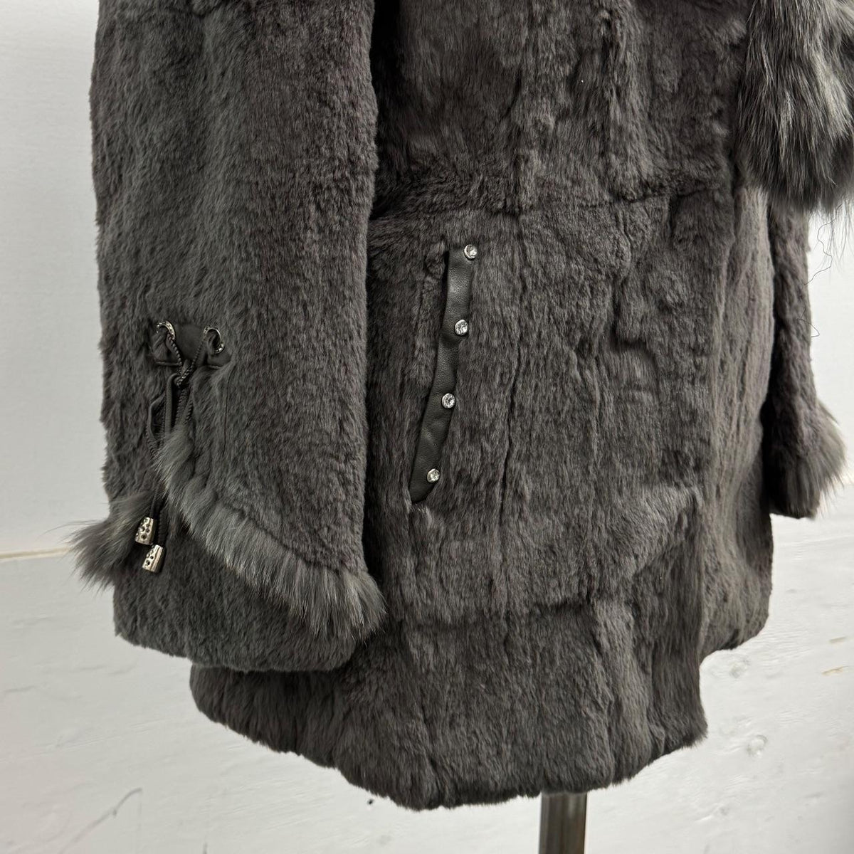 Vintage Y2K Grey Rabbit & Fox Fur Jacket Coat