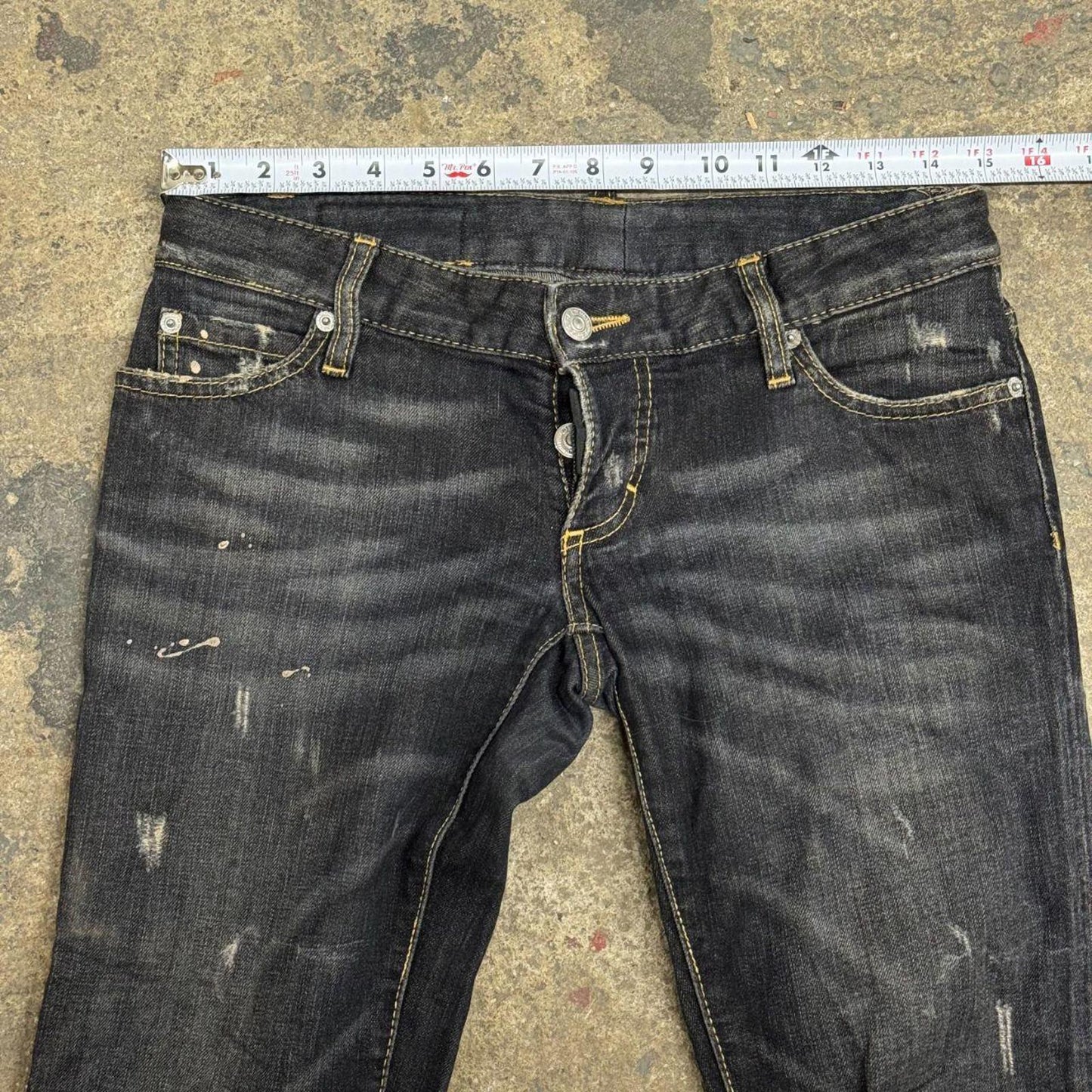 Archival Dsquared² Low Rise Cropped Capri Distressed Skinny Jeans