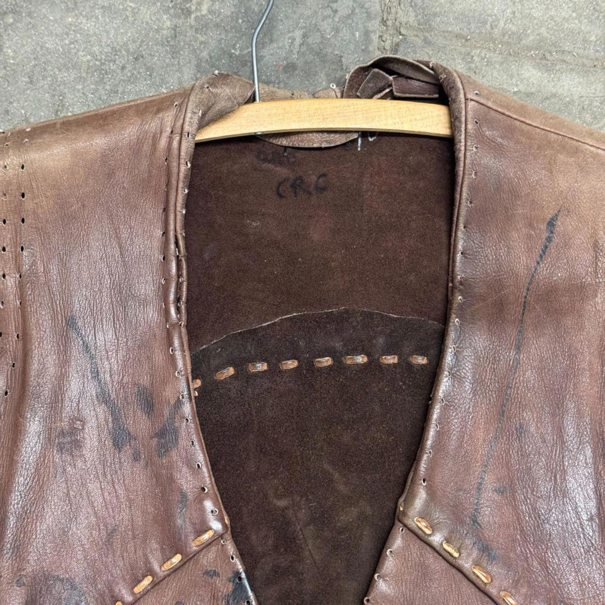 Vintage 60s 70s Leather Western Film Costume Vest Brown Thrashed Distressed