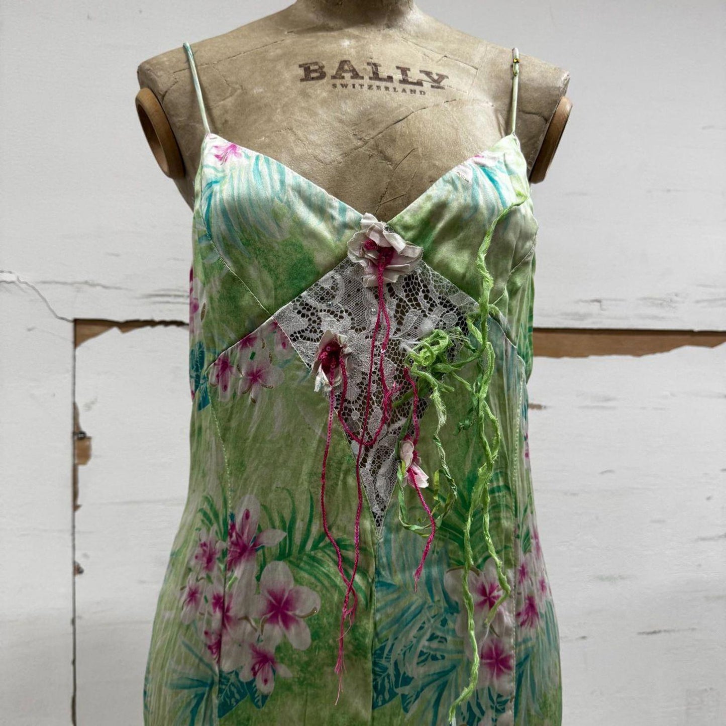 Y2k Vintage Glamour La Vie Monte-Carlo Silk &Lace Maxi Dress