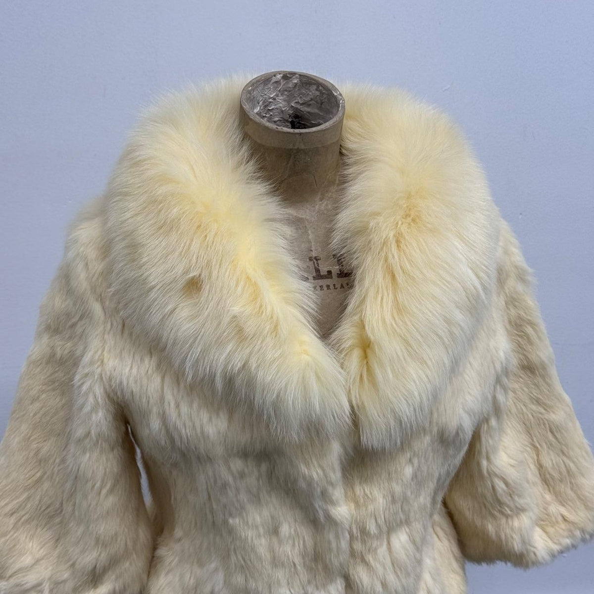 Vintage Y2K Cream White Rabbit & Fox Fur Jacket Coat