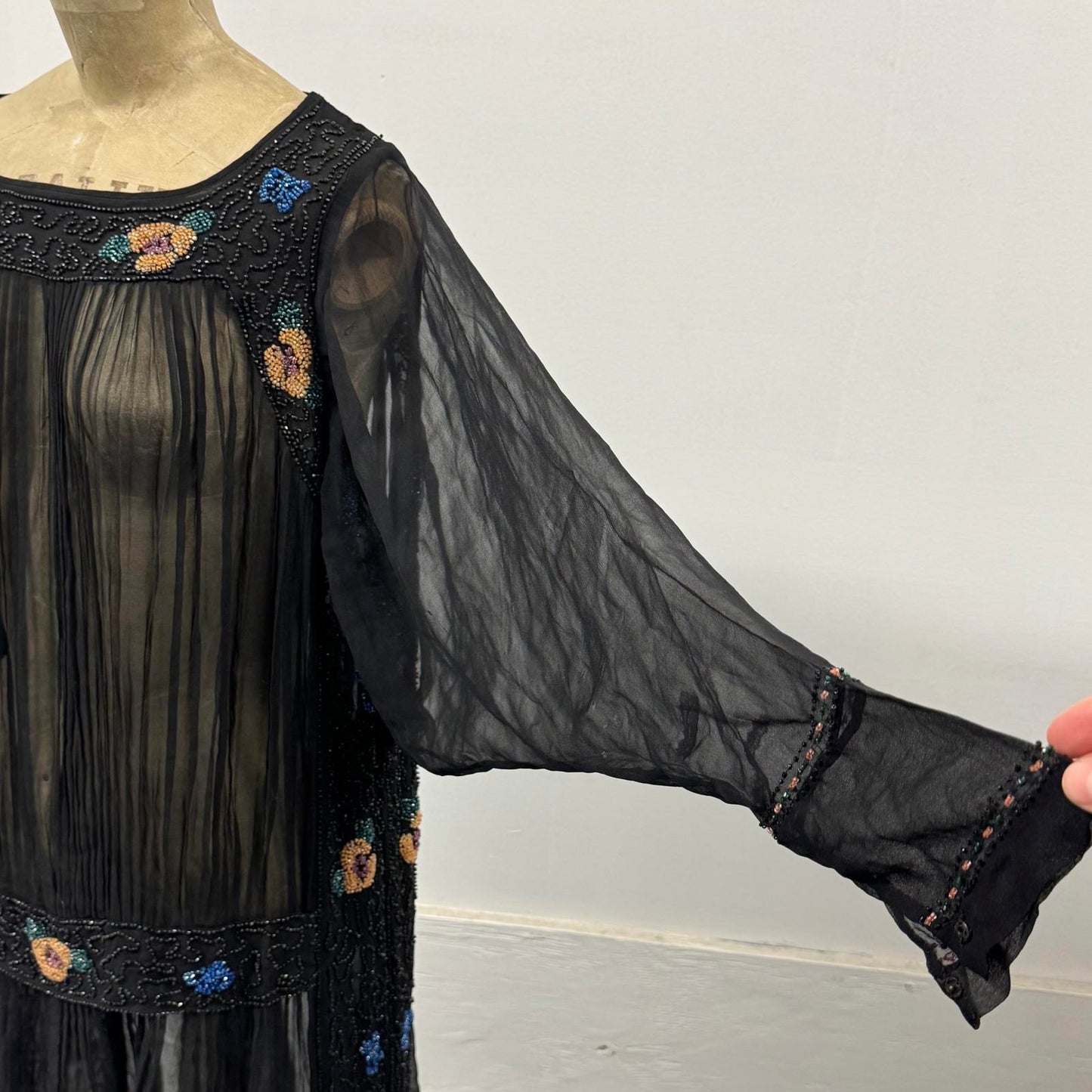 Pristine Vintage Antique 20s Beaded Black Silk Flapper Dress