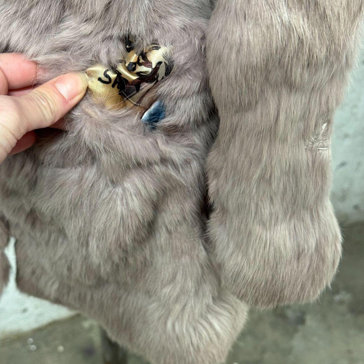 Vintage Mauve Rabbit Fur Coat with Fox Fur Collar