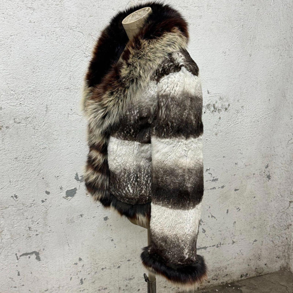Vintage Y2K Grey Brown Striped Rabbit & Fox Fur Jacket Coat