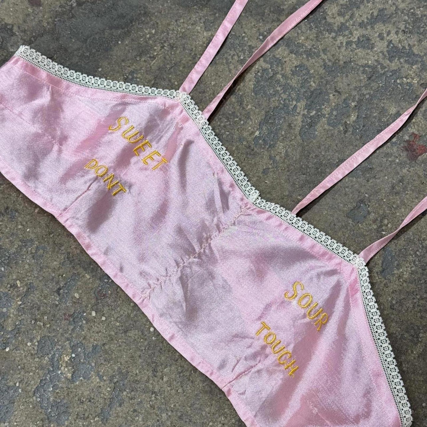 1940s WWII Vintage Souvenir Embroidered Lingerie Pink