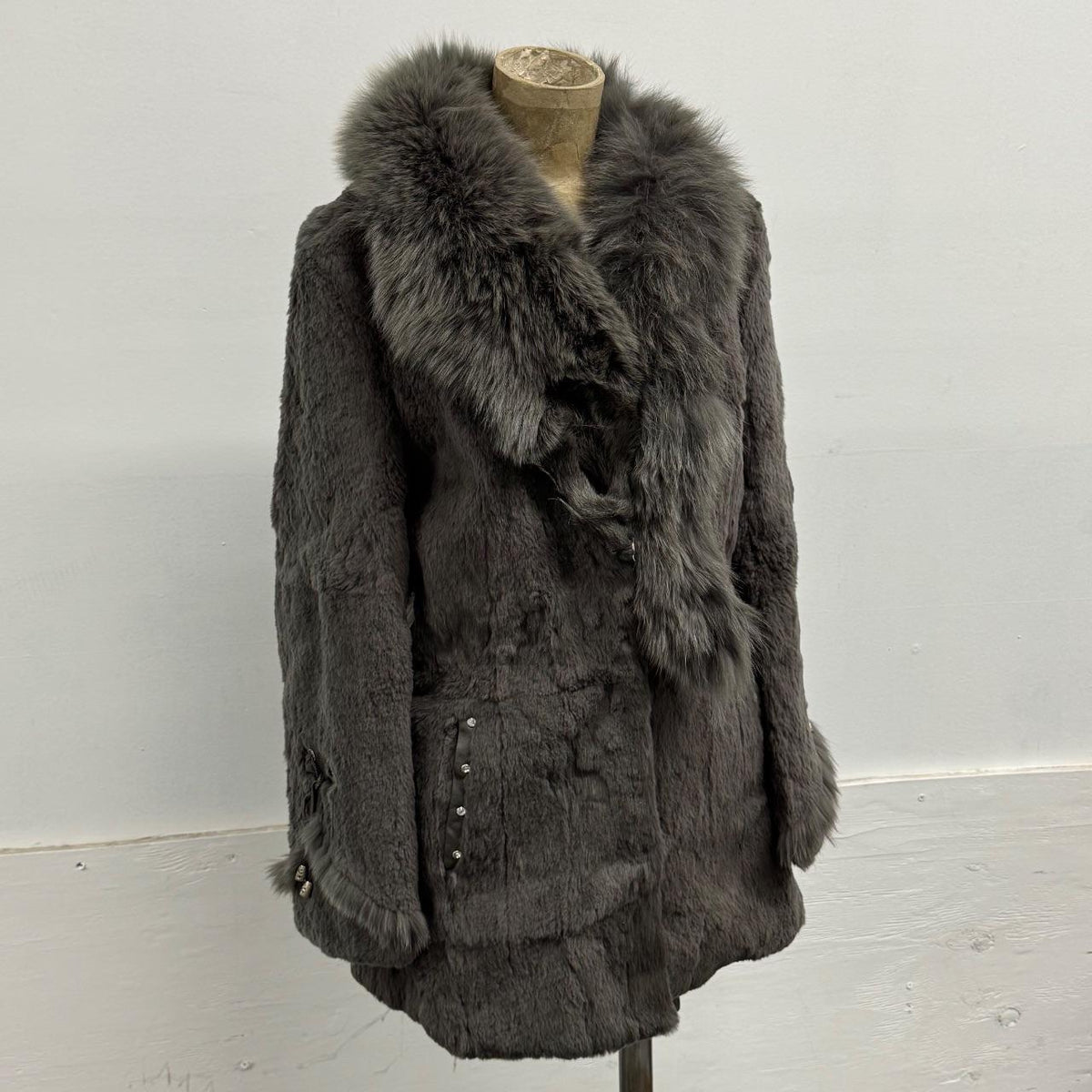 Vintage Y2K Grey Rabbit & Fox Fur Jacket Coat