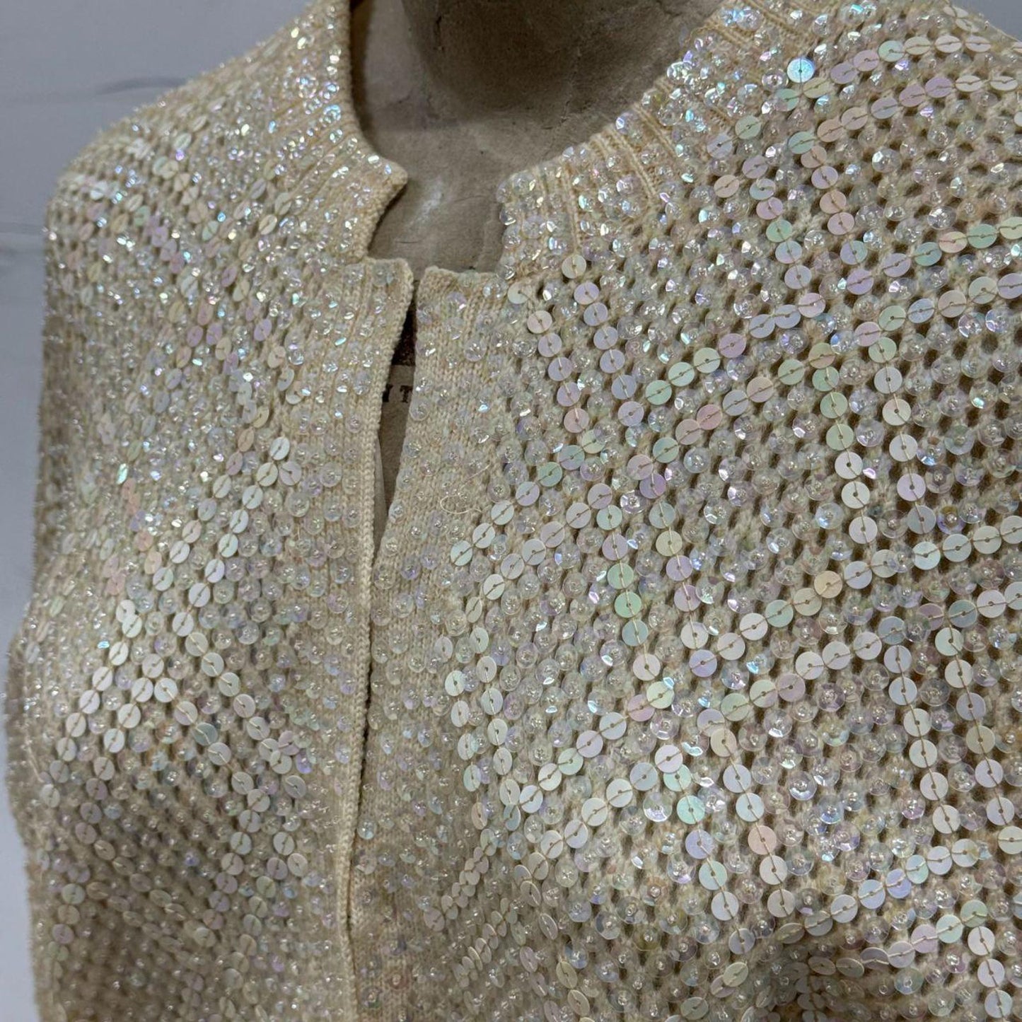 50s 60s Vintage De Vahni Sequined & Beaded Cream Pearlescent Wool Cardigan
