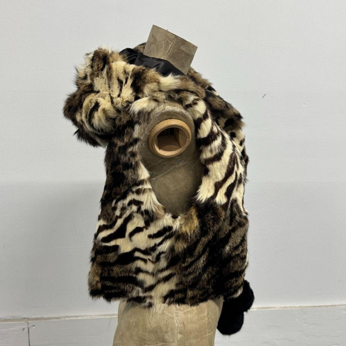 Vintage Y2K Brown Hooded Dyed Rabbit Fur Vest