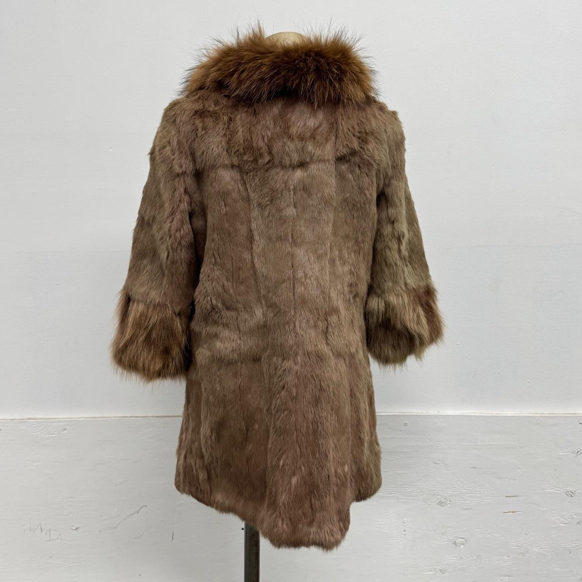 Vintage Chestnut Brown Rabbit Fur & Raccoon Fur Mid-Length Coat