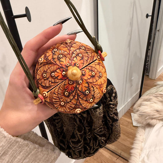 Pristine 1920s Antique Flapper Purse Carved Celluloid Frame