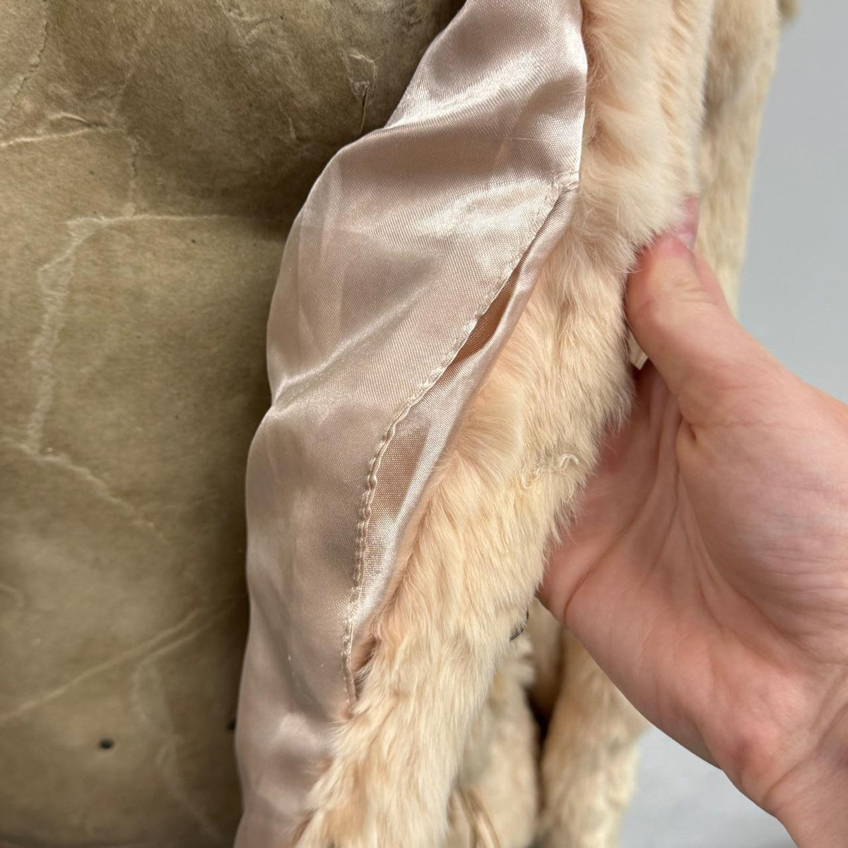 Vintage Y2K Hooded Peach Pastel Pink Rabbit & Fox Fur Jacket Coat