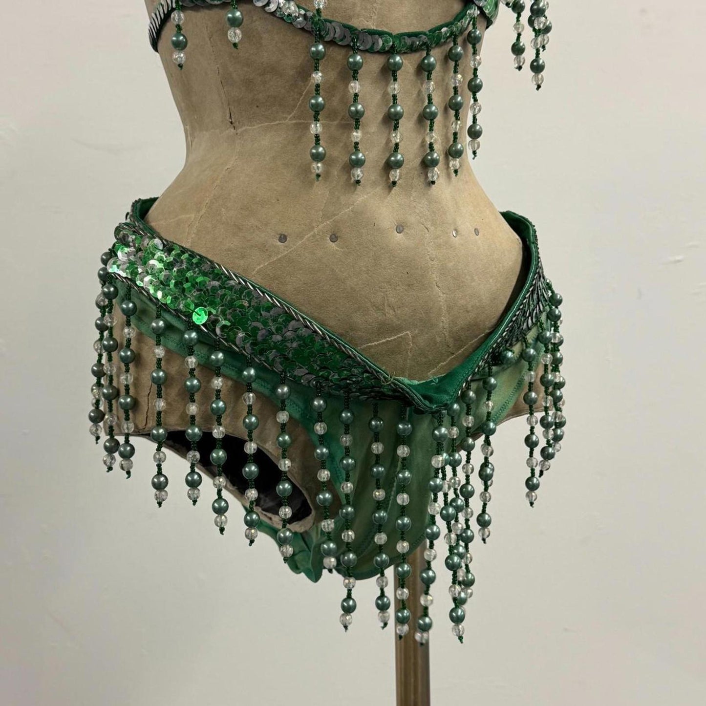 Vintage Green Sequin Showgirl Costume Set – Bra + Belt/Briefs Beaded Fringe