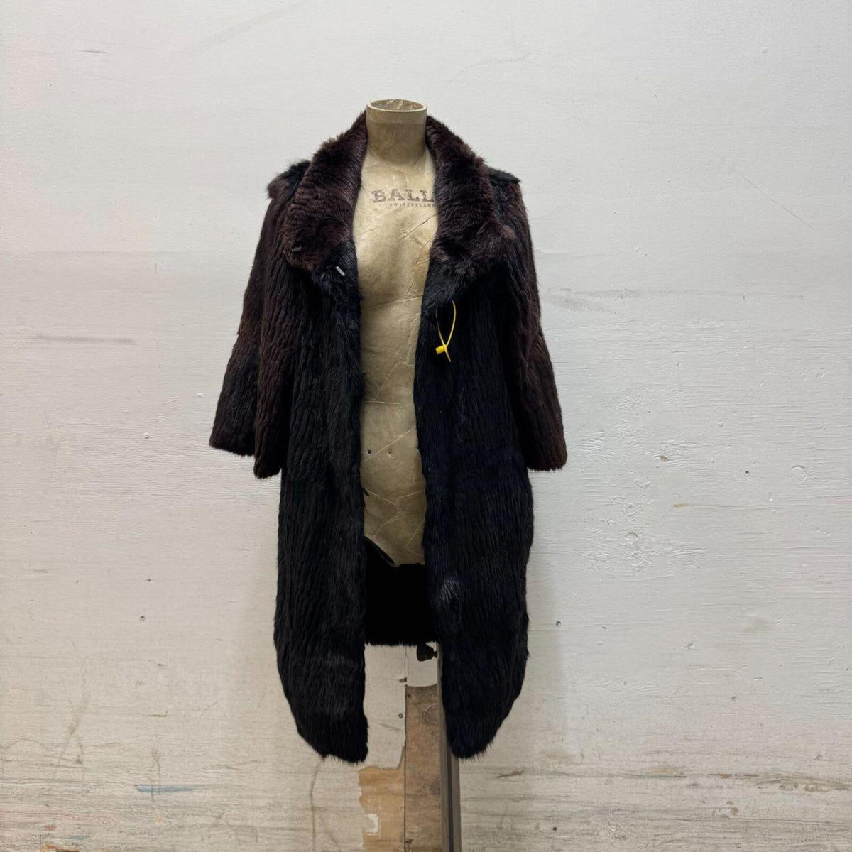 Y2K Vintage Espresso Brown Muskrat Fur Longline Coat