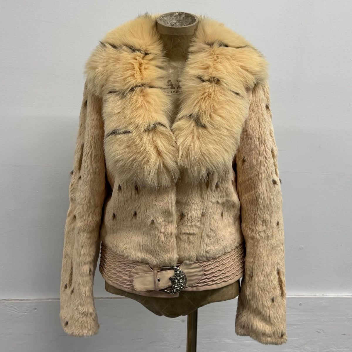 Vintage Y2K Pastel Pink Rabbit & Fox Fur Jacket Coat