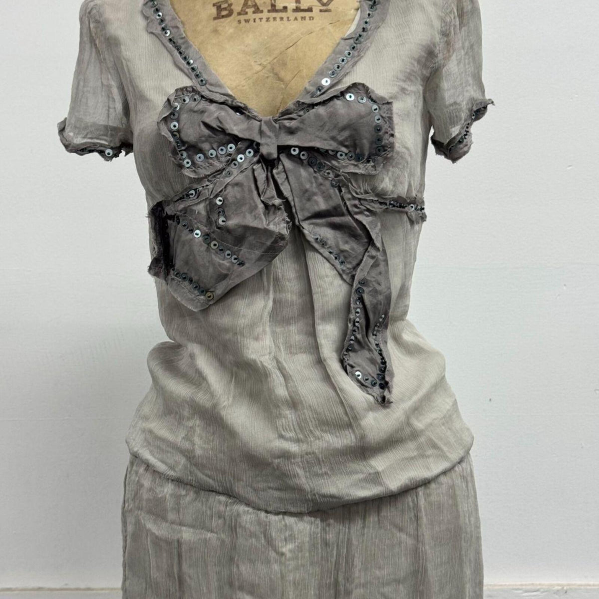 Vintage Y2K Moschino 100% Silk Bow Grey Dress