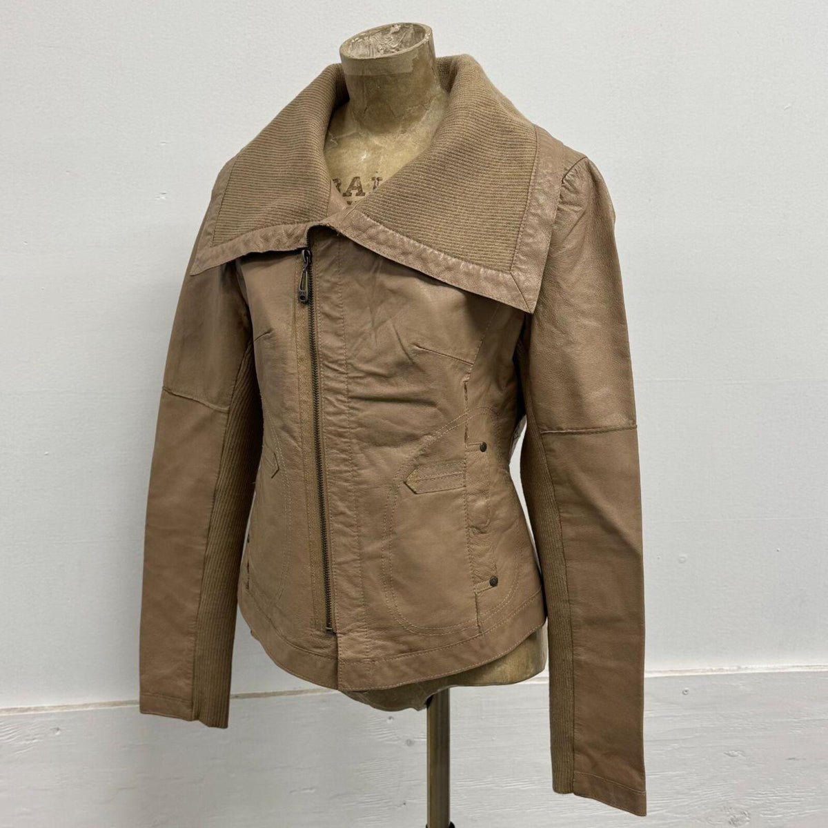 Vintage Tan Big Collar ONLY Asymmetric Avant Garde Leather Jacket