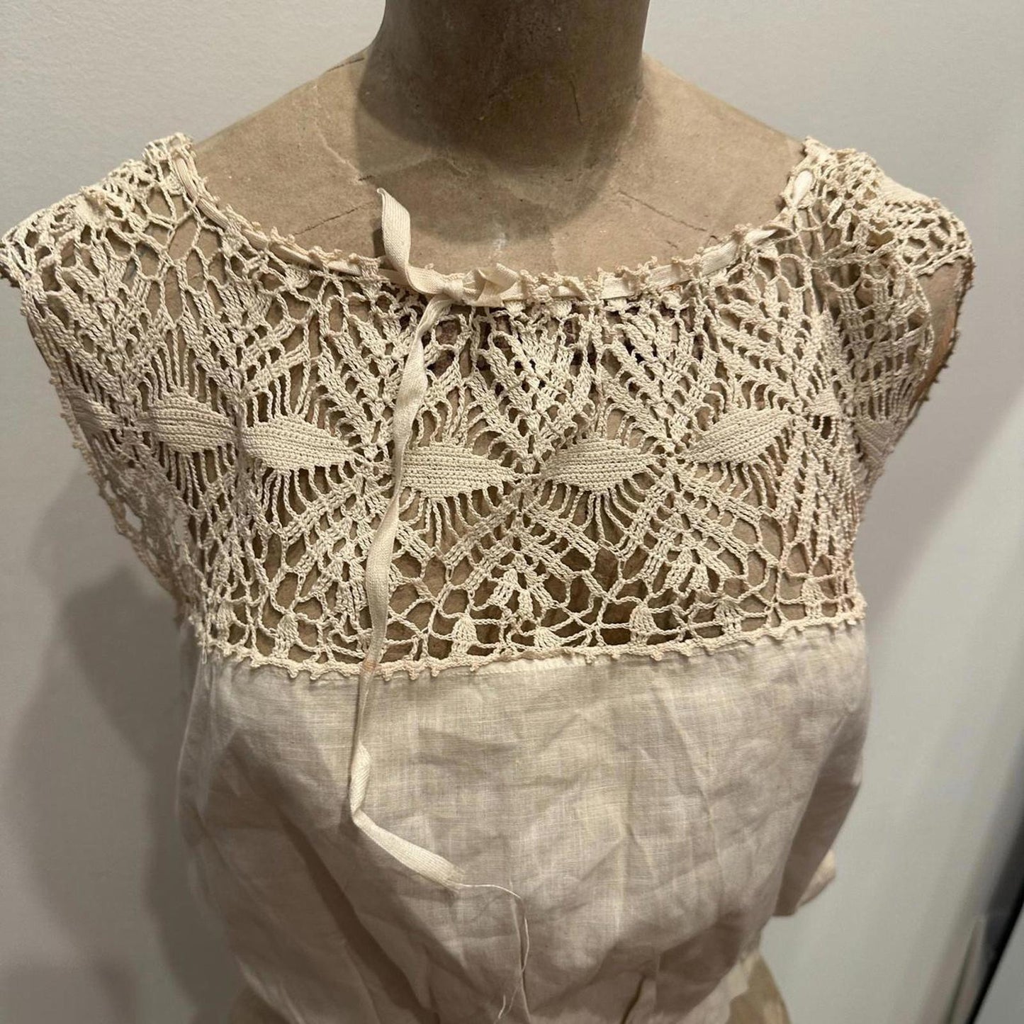 Vintage Edwardian Crochet Lace and Linen Blouse