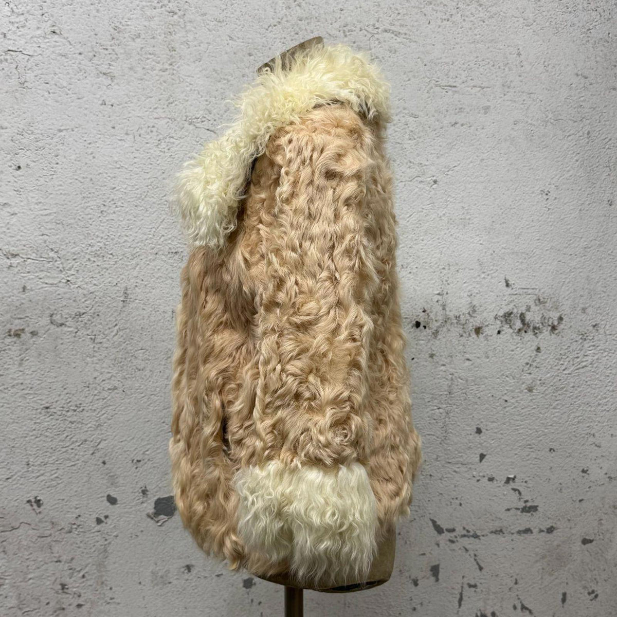 Vintage Y2K Pink Tan Cream Mod-Style Mongolian Wool Jacket