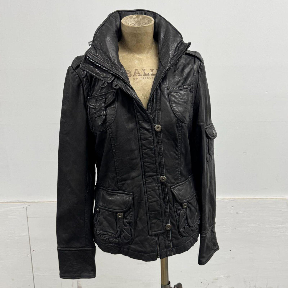 Vintage Black Utility Cargo Zip-Out Convertible Hood Parka Leather Jacket
