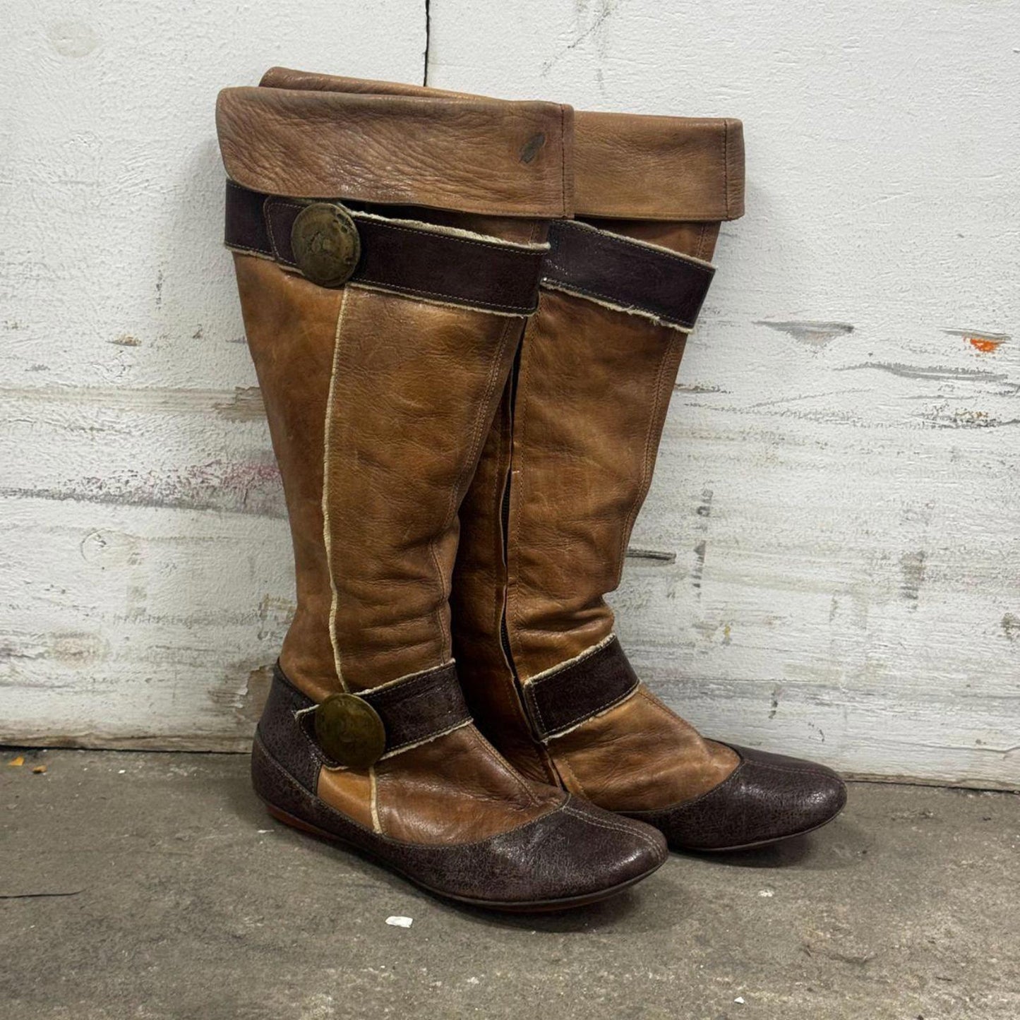 Vintage Regard Two-Tone Leather Medallion Boots