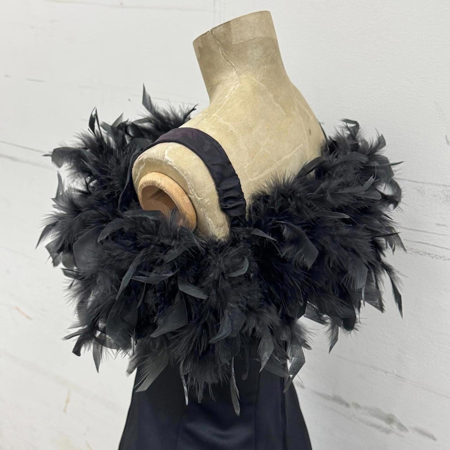 Morgan & Co Vintage 90s Black Feather Prom Gown Dress Sz 3/4
