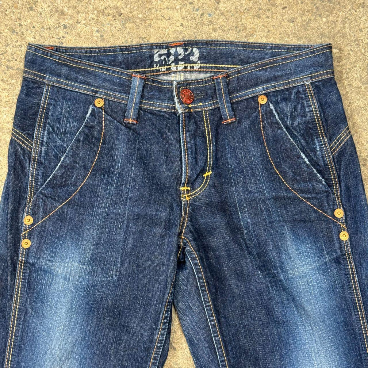 Vintage EDWIN Blue Trip 503 BT5551 Dark-Wash Flare Jeans