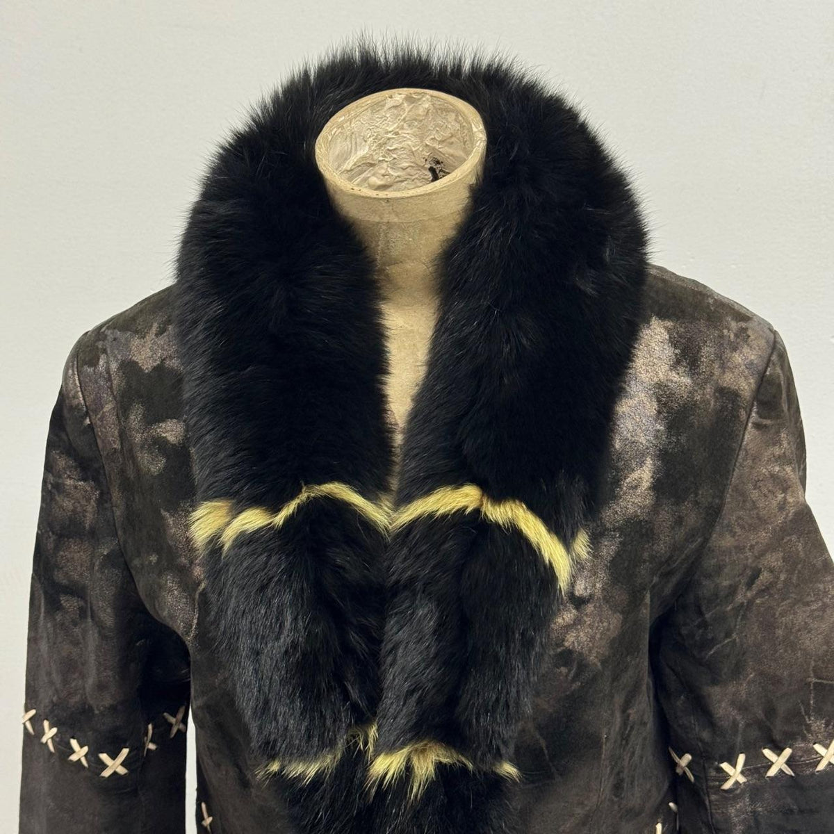 Vintage Y2K Suede Jacket with Fox Fur Collar & Cross-Stitch Details Coat