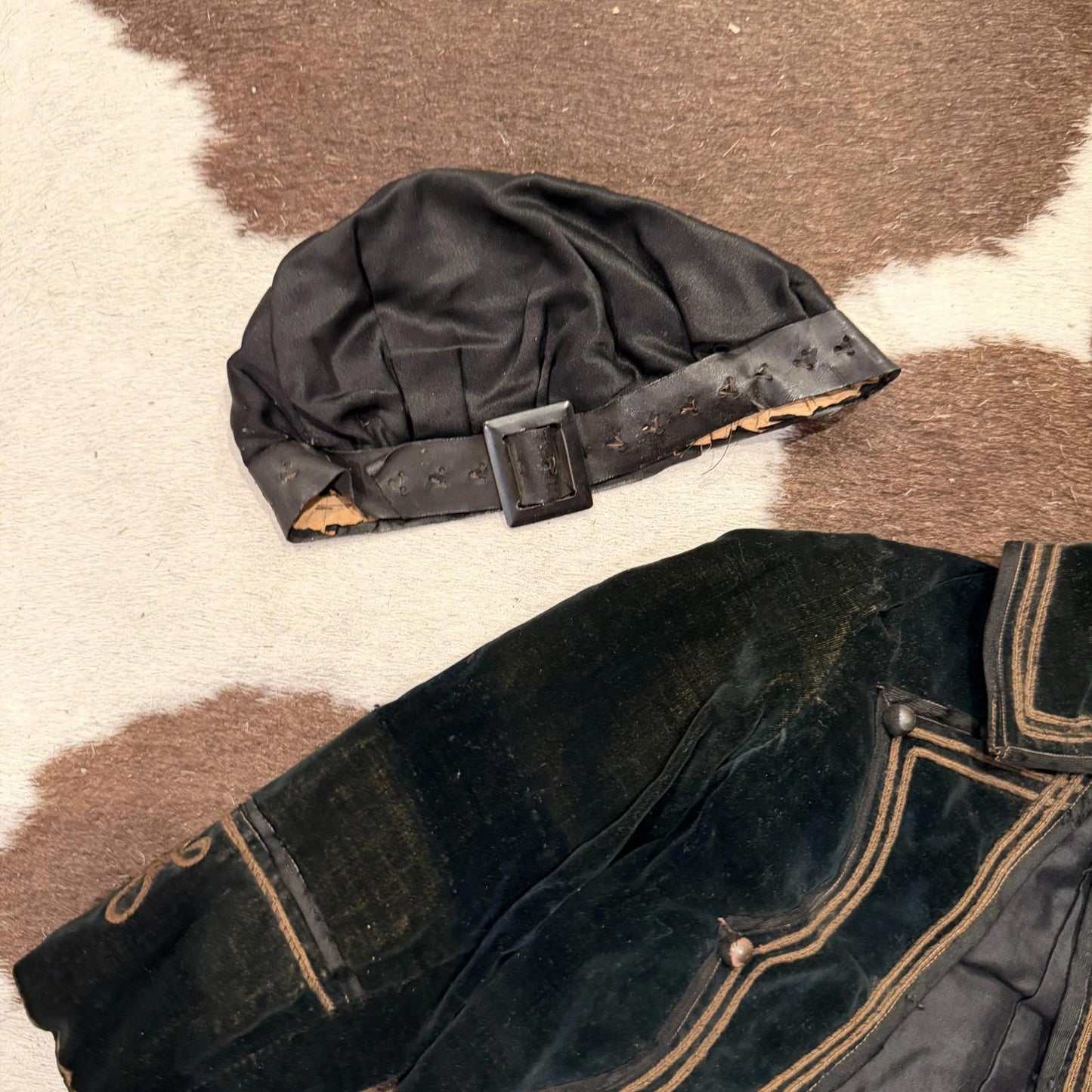 Late Victorian Child’s Velvet Suit 1870s Little Lord Fauntleroy Antique Ensemble