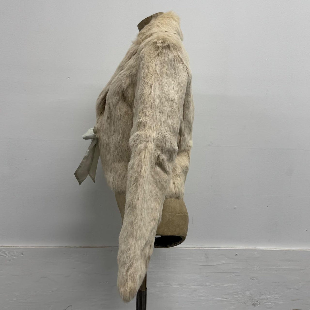 Vintage Y2K Cream Rabbit  Fur Cropped Bolero Jacket Coat