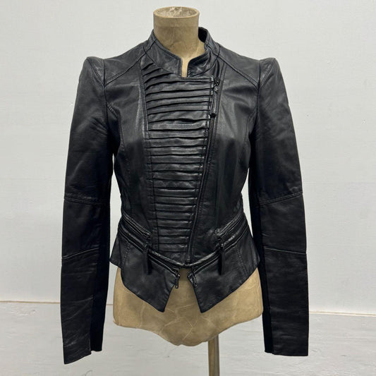 ONLY Cyberpunk Moto Genuine Leather Convertible 2-in-1 Cropped Jacket