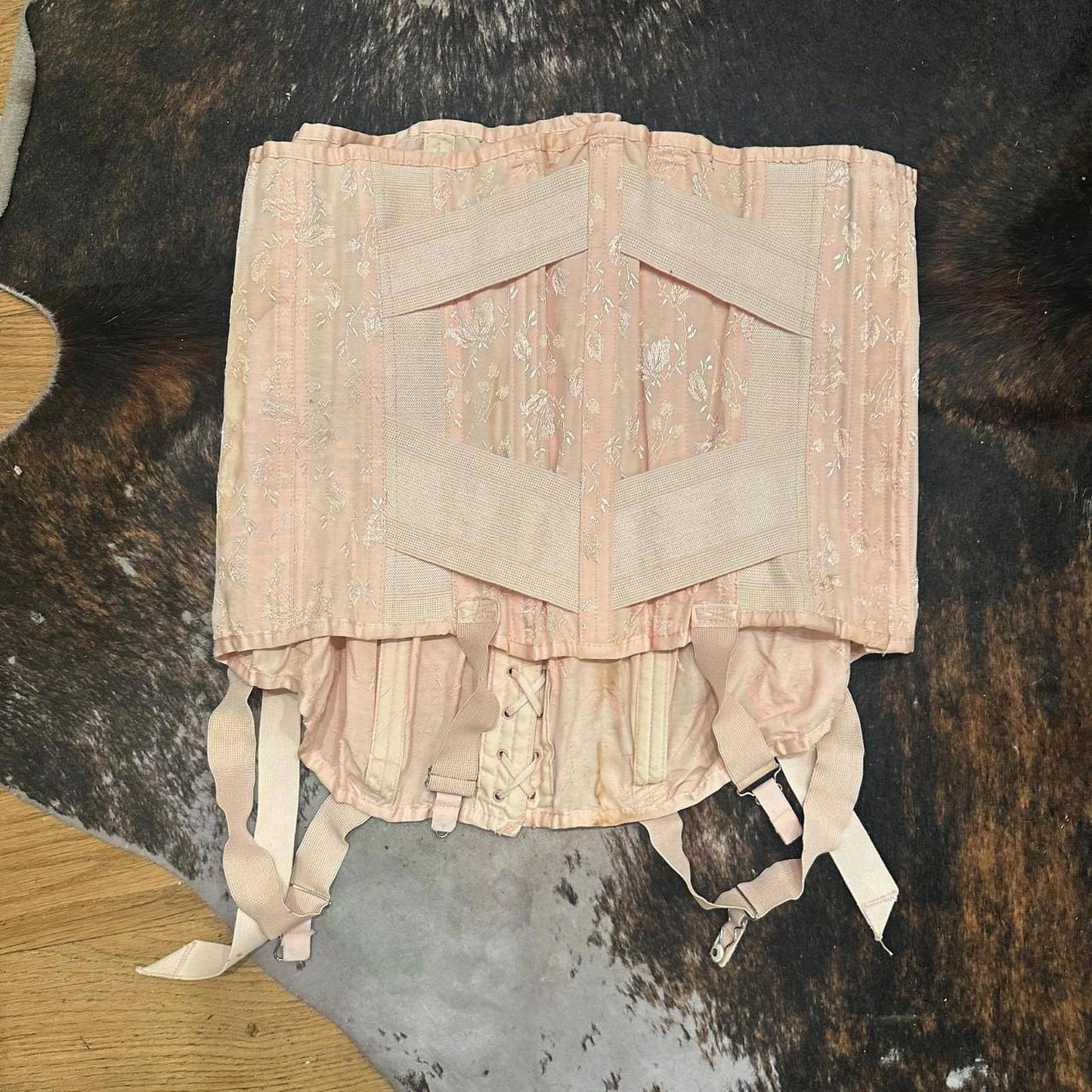 True Vintage 1950s 50s Fan Lace Hip Girdle Garter Skirt